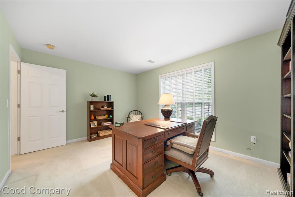 28067 CARLTON WAY Drive, Novi, MI 48377 — Photo 17