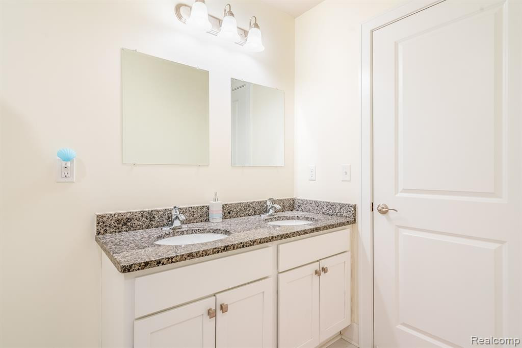 13655 Christina Lane, Van Buren, MI 48111 — Photo 22