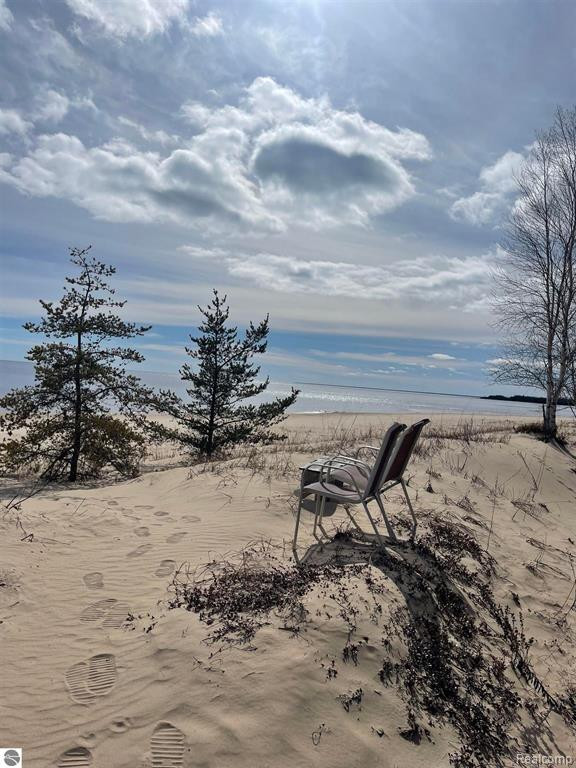 4753 W MICHIBAY Drive, Manistique, MI 49854 — front exterior