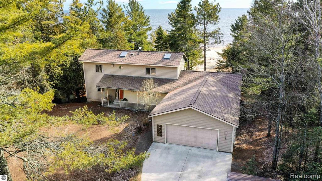 4753 W MICHIBAY Drive, Manistique, MI 49854 — Photo 2