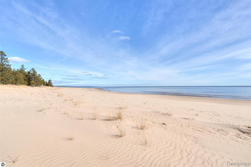 4753 W MICHIBAY Drive, Manistique, MI 49854 — Photo 5