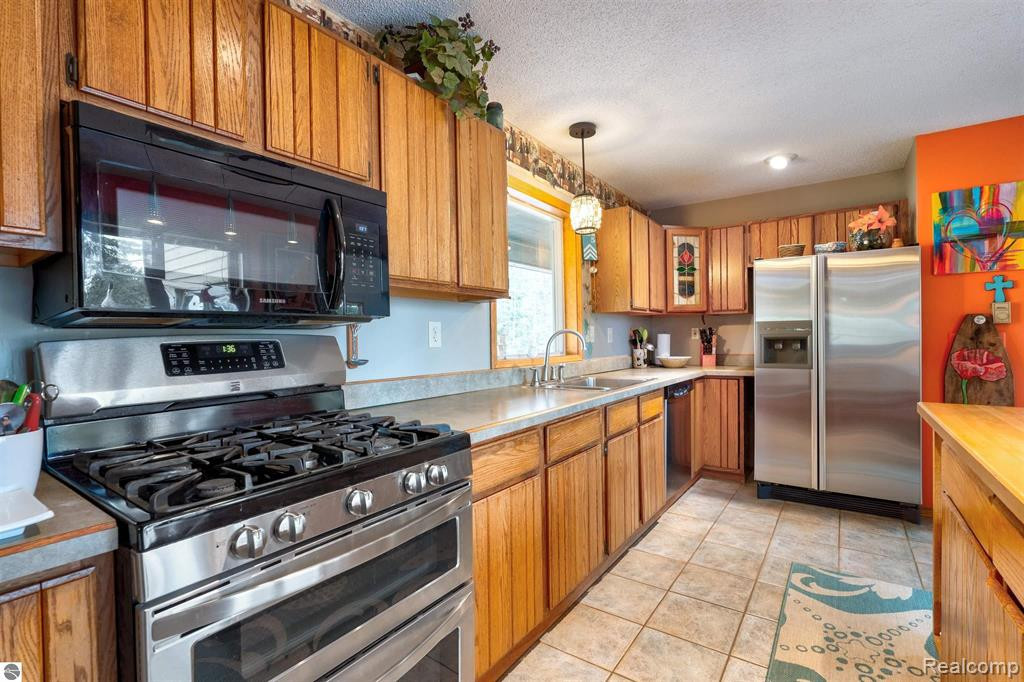 4753 W MICHIBAY Drive, Manistique, MI 49854 — Photo 13