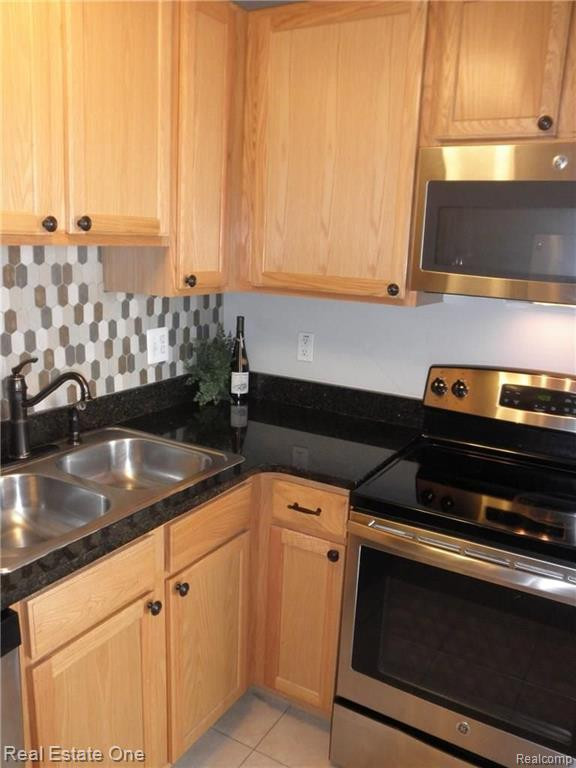 15 E KIRBY Street, 731, Detroit, MI 48202 — Photo 14
