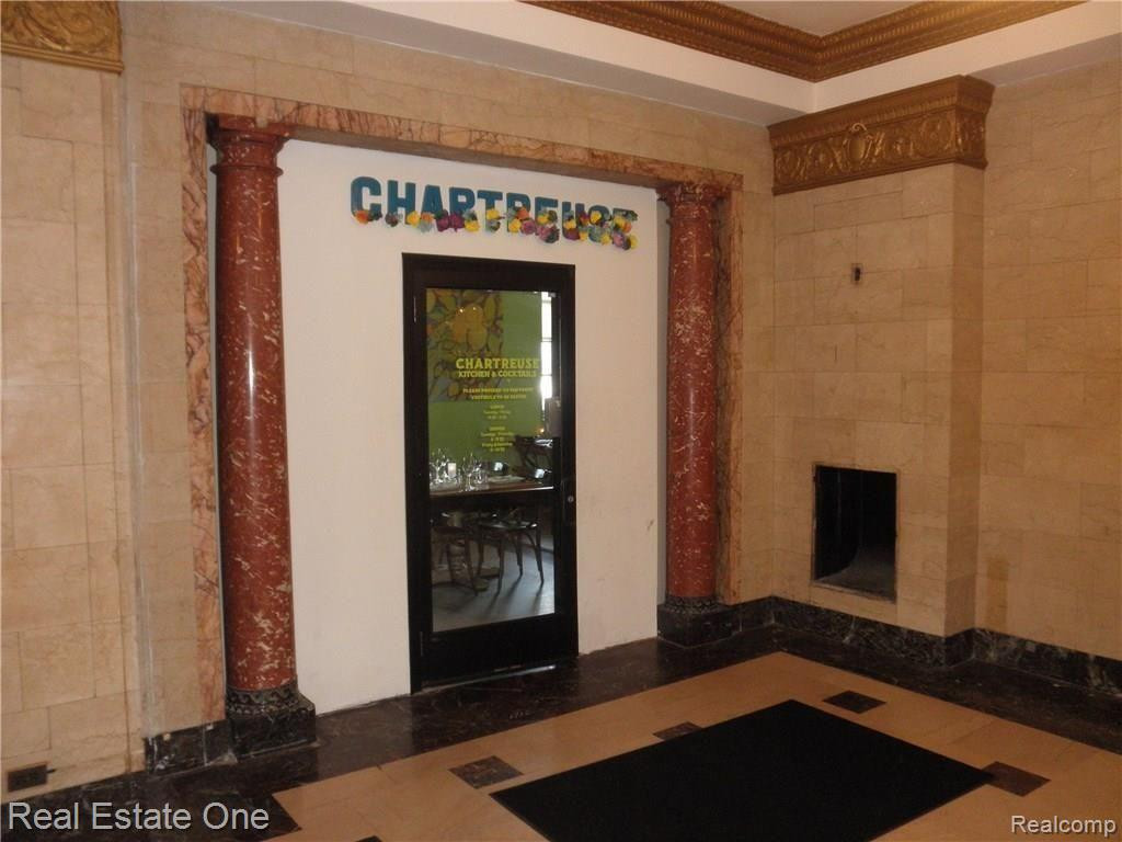 15 E KIRBY Street, 731, Detroit, MI 48202 — Photo 50