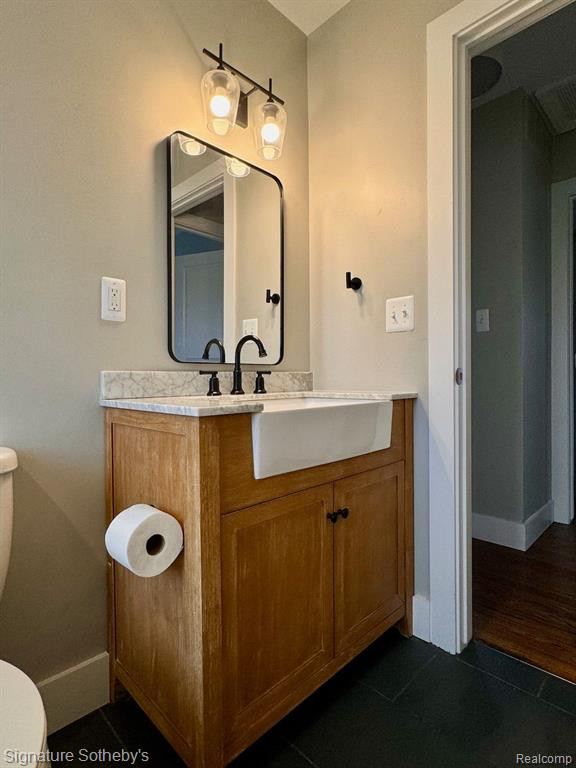 4246 MANDALAY Avenue, Royal Oak, MI 48073 — Photo 7