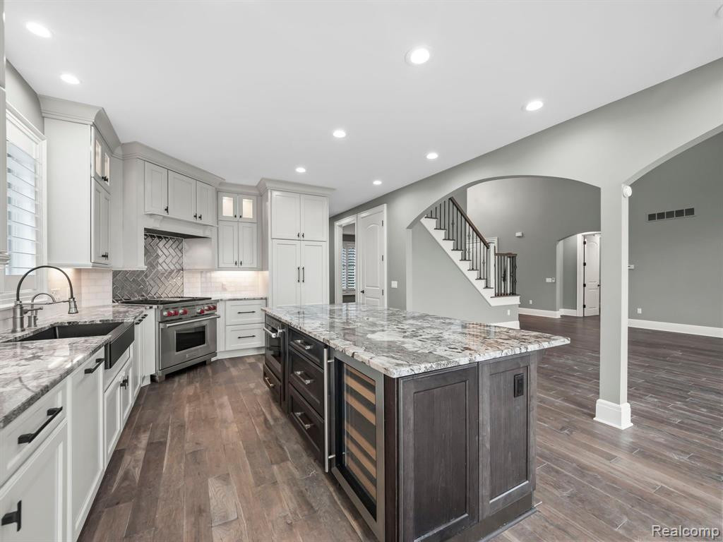 4968 Cheyenne Avenue, Waterford, MI 48327 — Photo 12