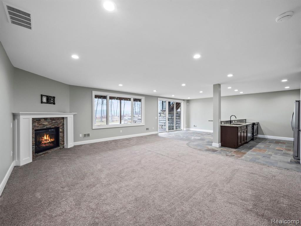 4968 Cheyenne Avenue, Waterford, MI 48327 — Photo 23