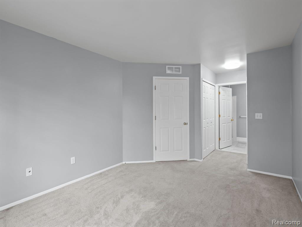 22039 ATLANTIC POINTE, Farmington Hills, MI 48336 — Photo 6