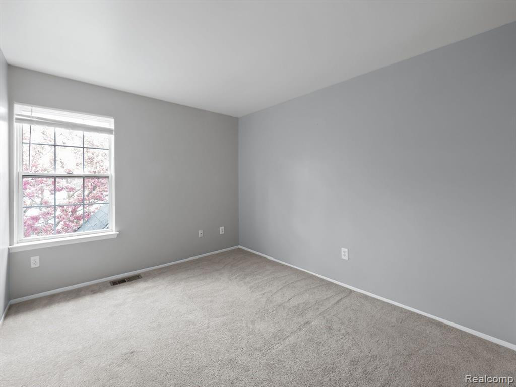 22039 ATLANTIC POINTE, Farmington Hills, MI 48336 — Photo 18