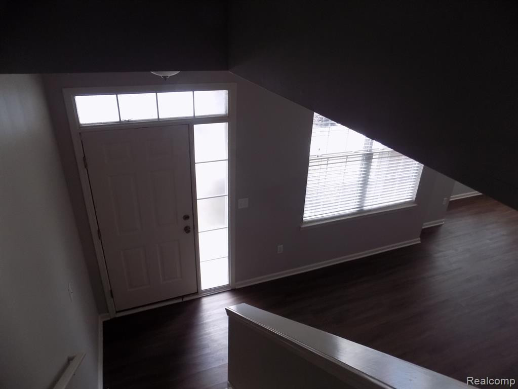 47524 ORMSKIRK Drive, Canton, MI 48188 — Photo 10