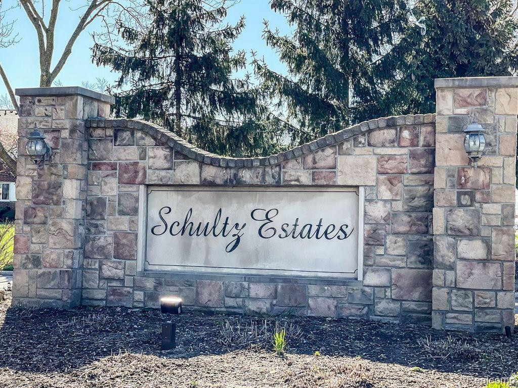 42450 SHELDON, 211, Clinton Twp, MI 48038 — Photo 21