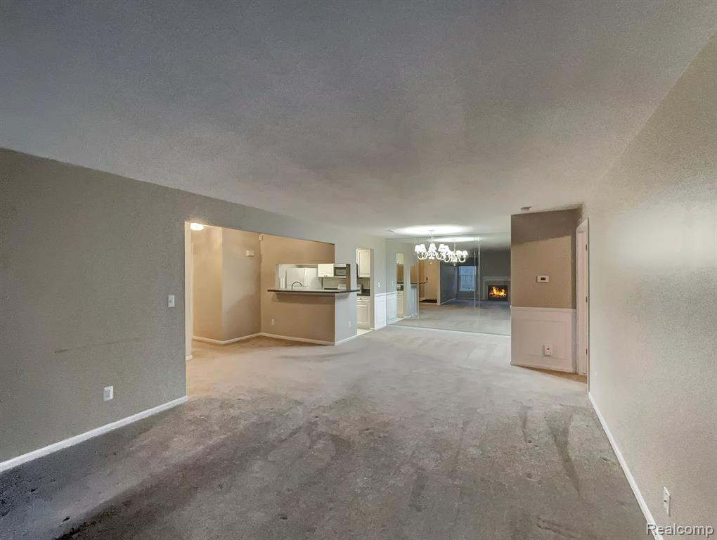 44847 MARIGOLD Drive, Sterling Heights, MI 48314 — Photo 7