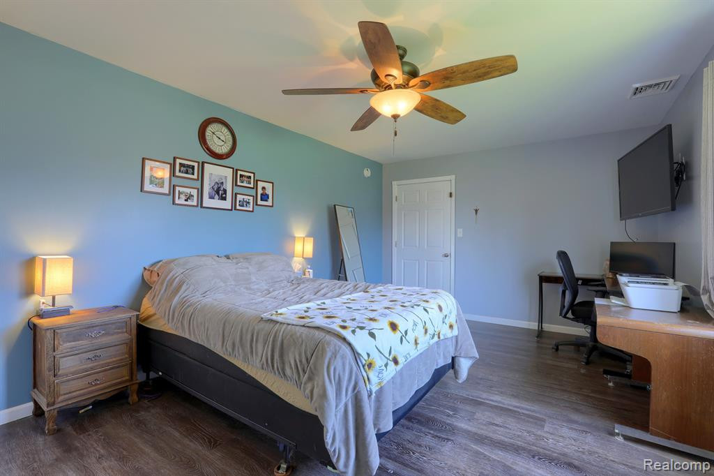 400 RANGE Road, Marysville, MI 48040 — Photo 14