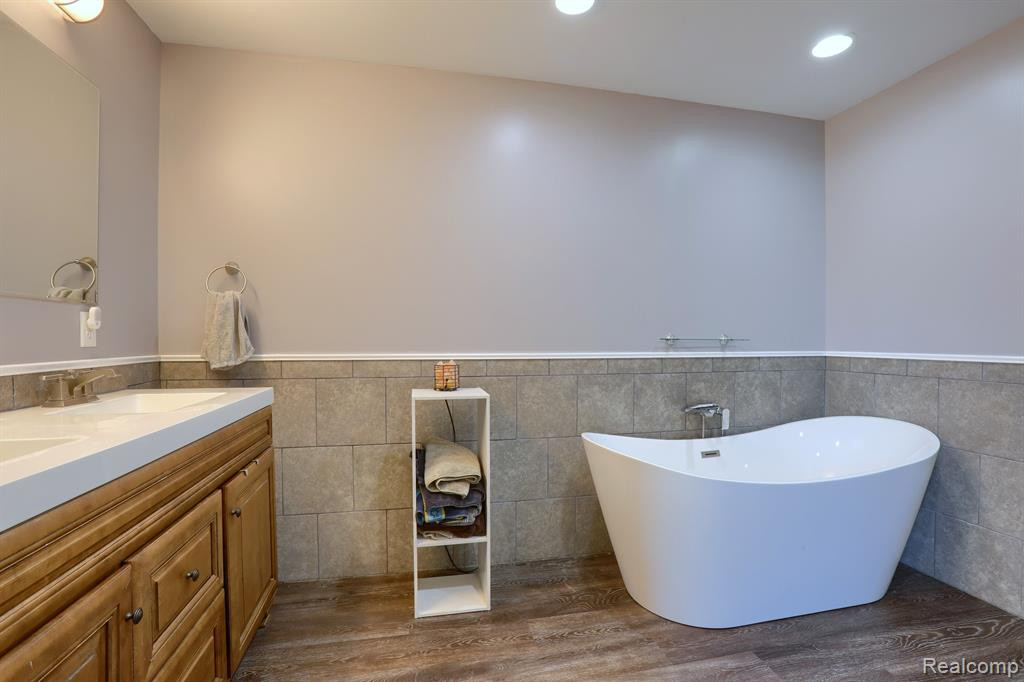 400 RANGE Road, Marysville, MI 48040 — Photo 16