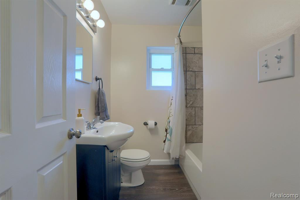 400 RANGE Road, Marysville, MI 48040 — Photo 21