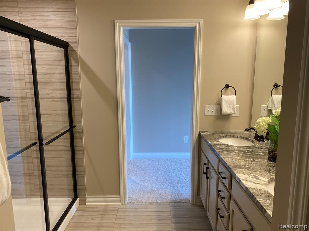 732 ADDISON Circle, Walled Lake, MI 48390 — Photo 6