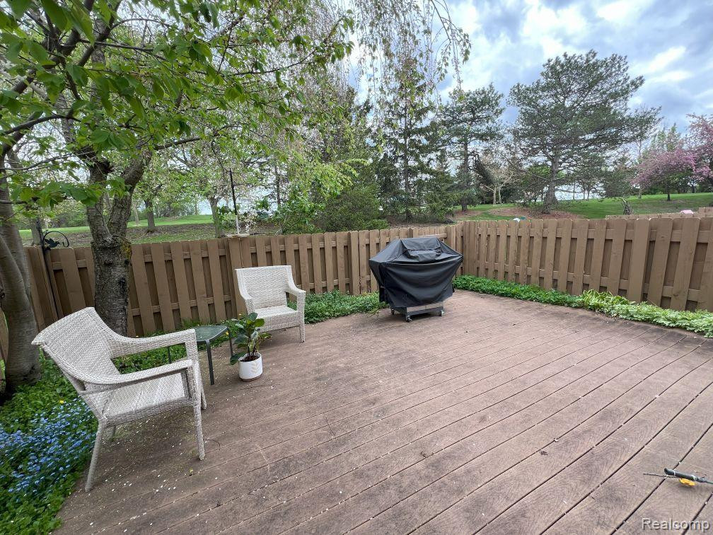 1514 BRENTWOOD Drive, 232, Troy, MI 48098 — Photo 8