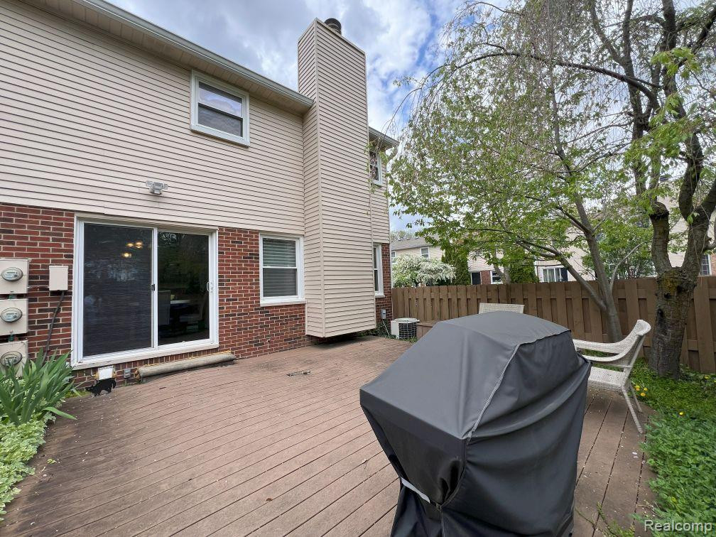 1514 BRENTWOOD Drive, 232, Troy, MI 48098 — Photo 9