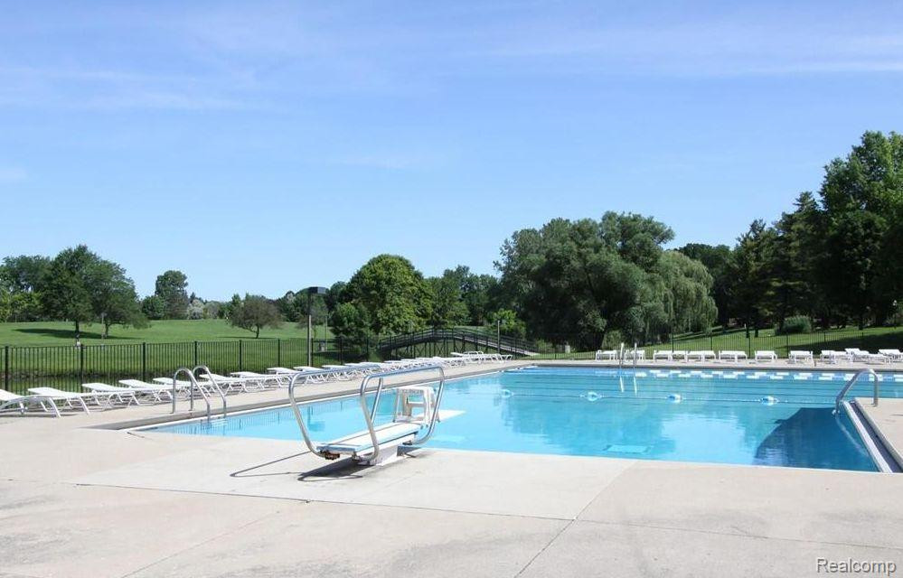 1514 BRENTWOOD Drive, 232, Troy, MI 48098 — Photo 38