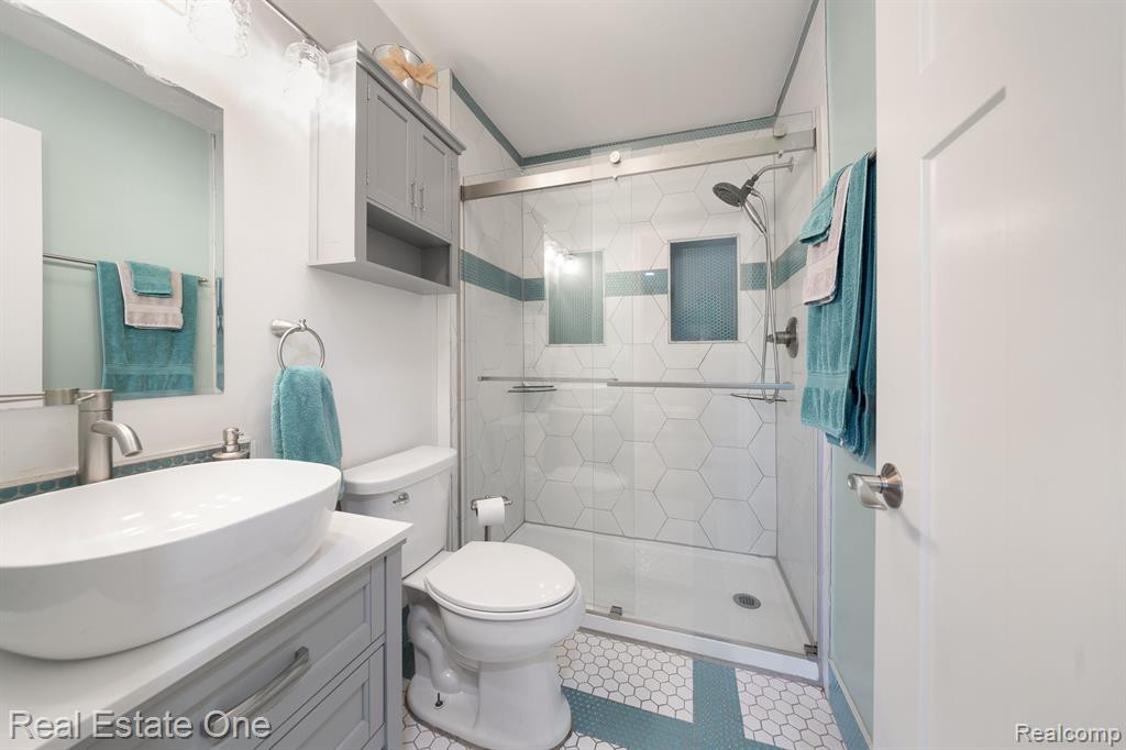 1519 S HILL Boulevard, Bloomfield Hills, MI 48304 — Photo 14