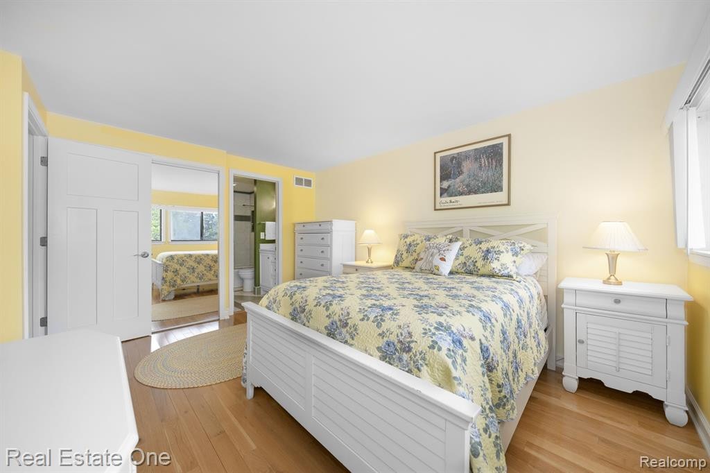 1519 S HILL Boulevard, Bloomfield Hills, MI 48304 — Photo 19