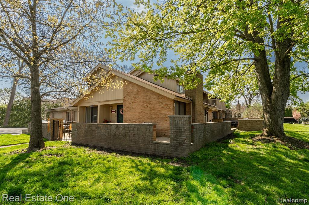 1519 S HILL Boulevard, Bloomfield Hills, MI 48304 — Photo 30