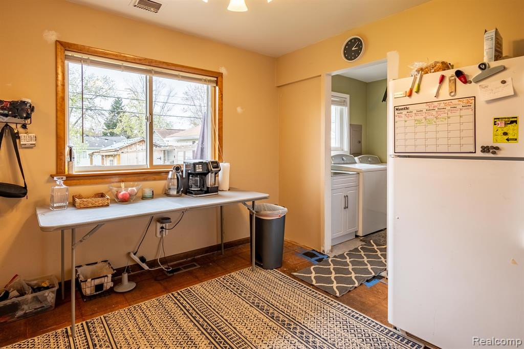 1634 KNOWLES Street, Ypsilanti, MI 48198 — Photo 6