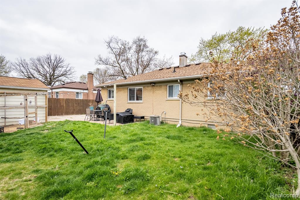 1634 KNOWLES Street, Ypsilanti, MI 48198 — Photo 23