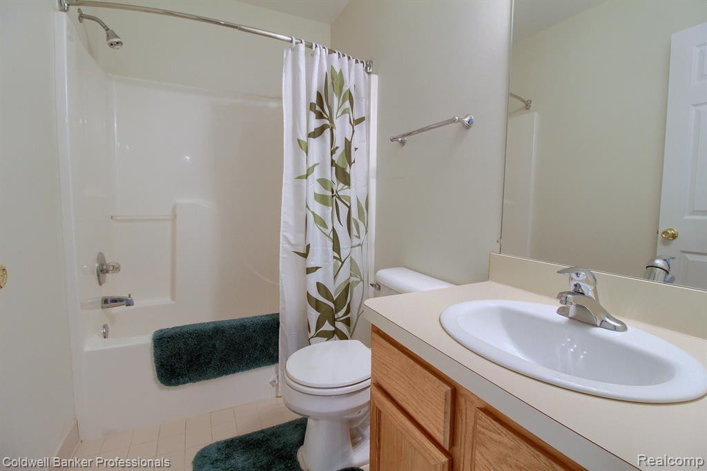 46144 REEDGRASS Lane, Van Buren, MI 48111 — Photo 22