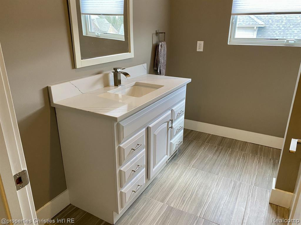 20796 RICHMOND Drive, Northville, MI 48167 — Photo 32
