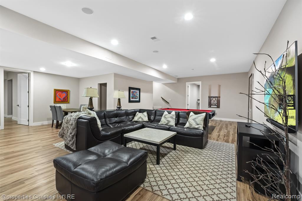 20796 RICHMOND Drive, Northville, MI 48167 — Photo 34