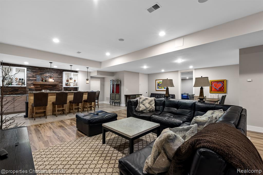 20796 RICHMOND Drive, Northville, MI 48167 — Photo 35