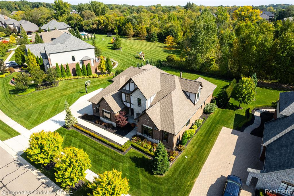20796 RICHMOND Drive, Northville, MI 48167 — Photo 57