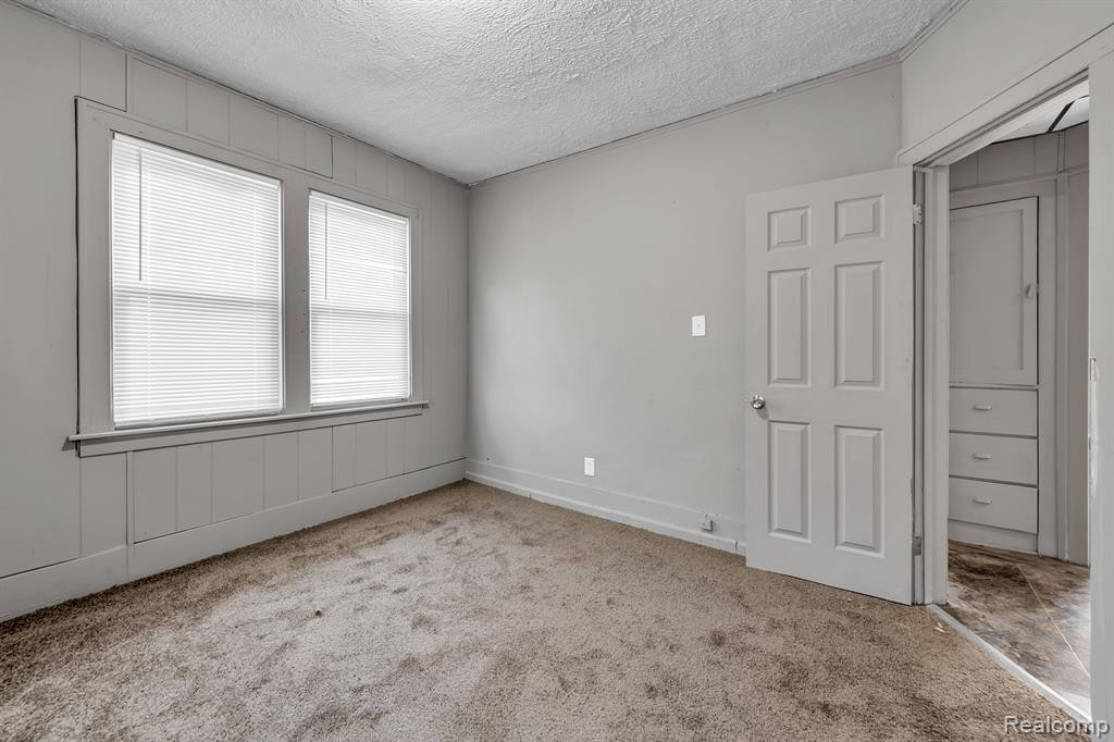 5061 HILLSBORO Street, Detroit, MI 48204 — Photo 10