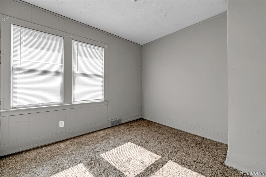5061 HILLSBORO Street, Detroit, MI 48204 — Photo 13