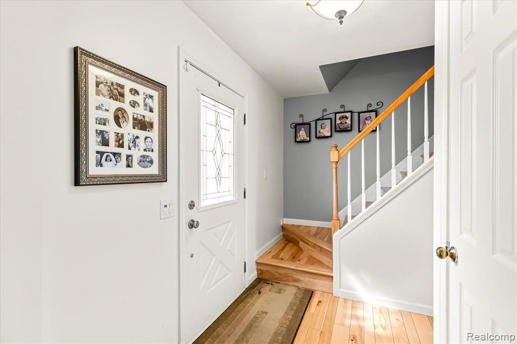 45010 SALTZ Road, Canton, MI 48187 — Photo 3