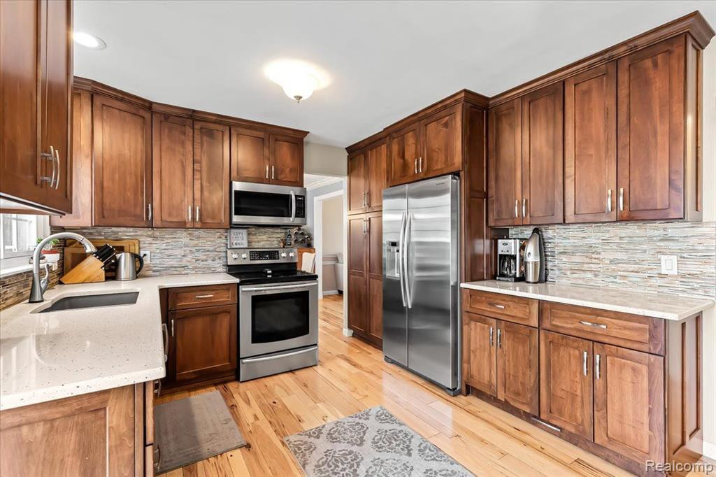 45010 SALTZ Road, Canton, MI 48187 — Photo 10