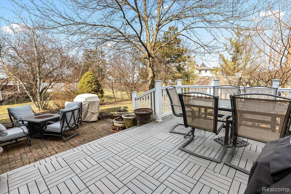 45010 SALTZ Road, Canton, MI 48187 — Photo 26