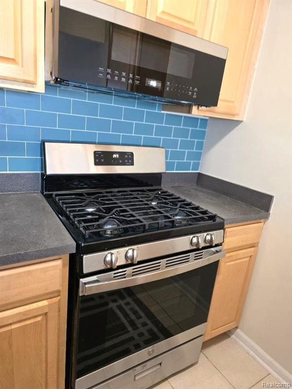 9575 HARBOUR COVE Court, Ypsilanti, MI 48197 — Photo 8