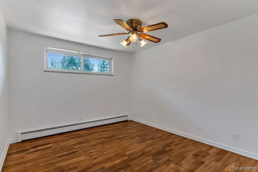 8106 WOODHALL Road, Birch Run, MI 48415 — Photo 20
