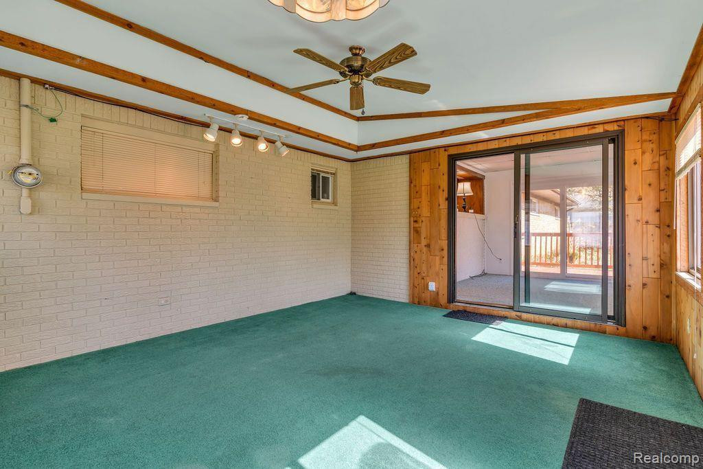 8106 WOODHALL Road, Birch Run, MI 48415 — Photo 24