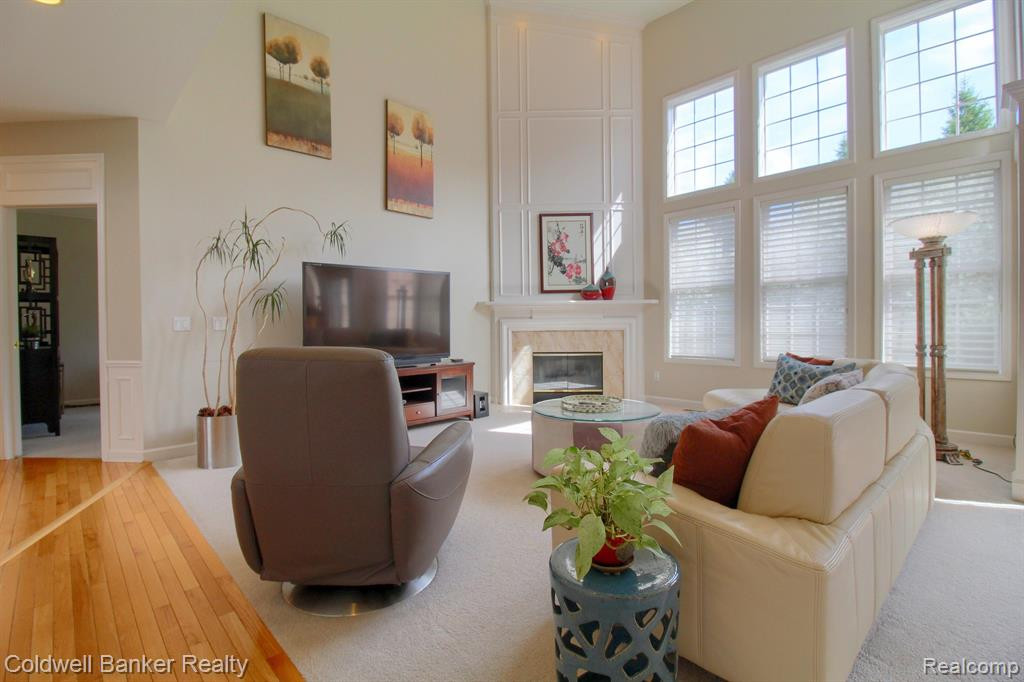 44407 WHITE PINE Circle W, Northville, MI 48168 — Photo 8