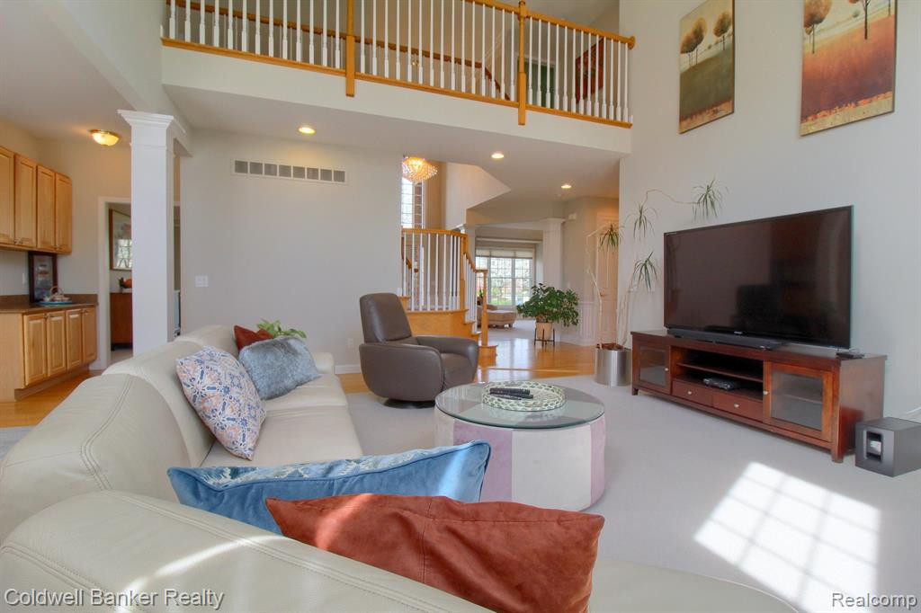 44407 WHITE PINE Circle W, Northville, MI 48168 — Photo 10