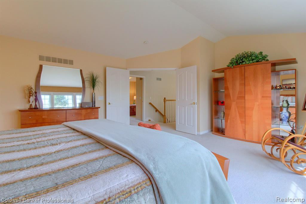 44407 WHITE PINE Circle W, Northville, MI 48168 — Photo 25