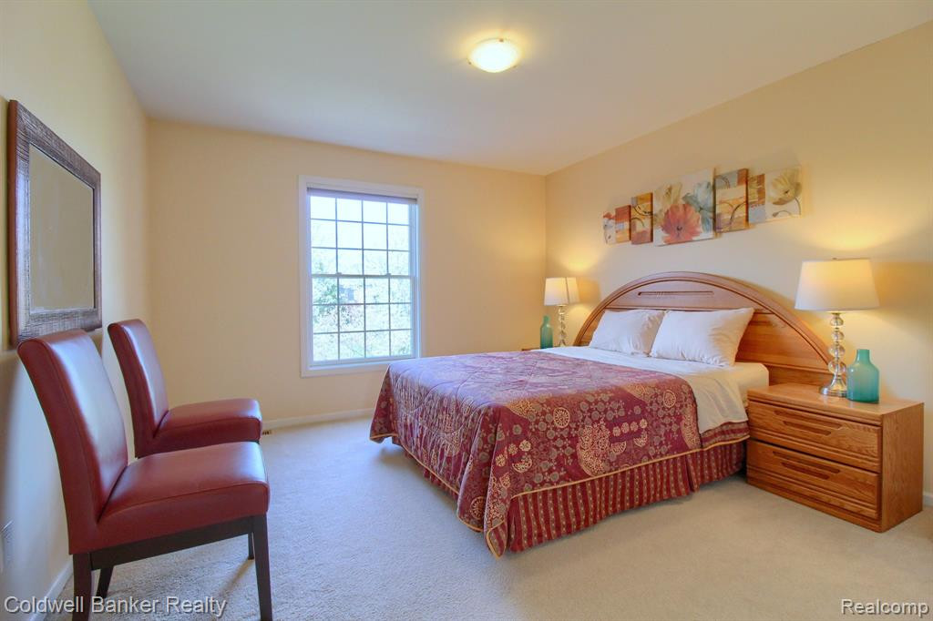 44407 WHITE PINE Circle W, Northville, MI 48168 — Photo 32