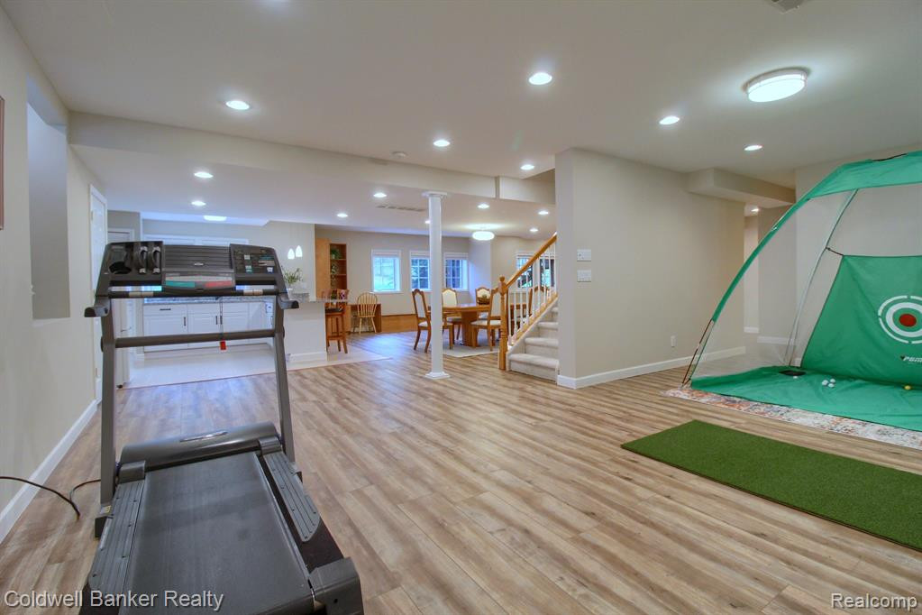 44407 WHITE PINE Circle W, Northville, MI 48168 — Photo 35