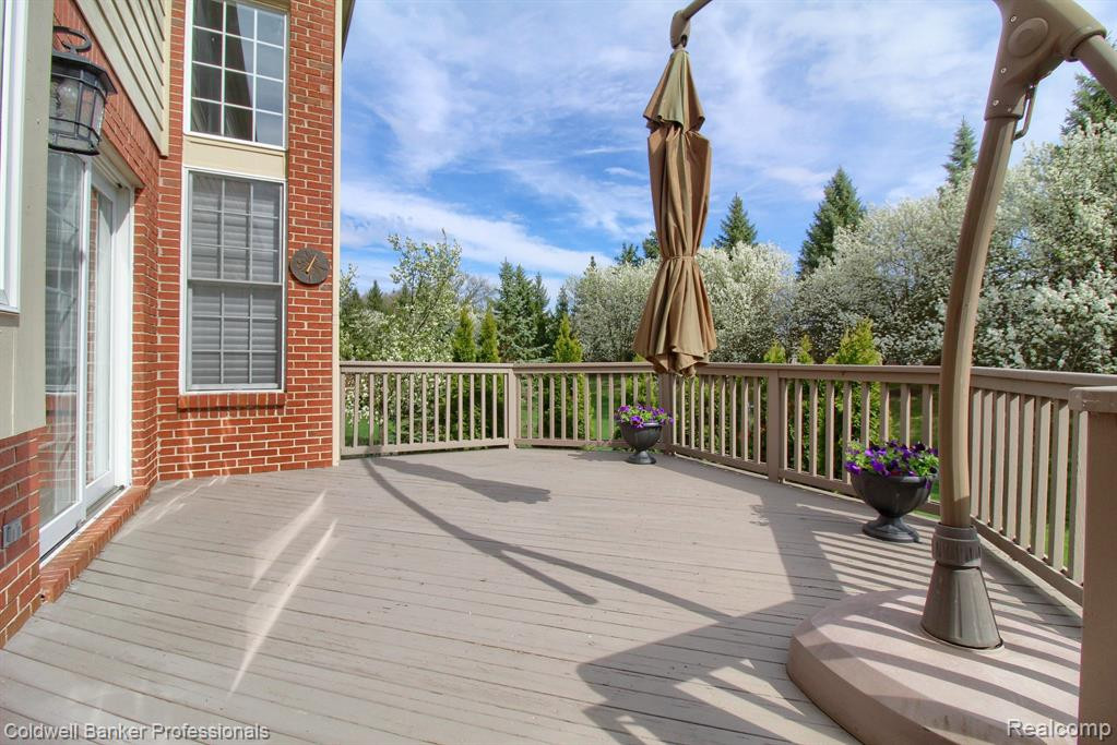 44407 WHITE PINE Circle W, Northville, MI 48168 — Photo 41
