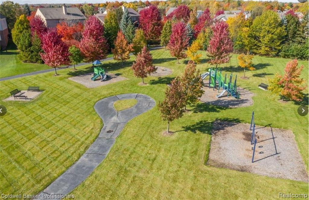44407 WHITE PINE Circle W, Northville, MI 48168 — Photo 44