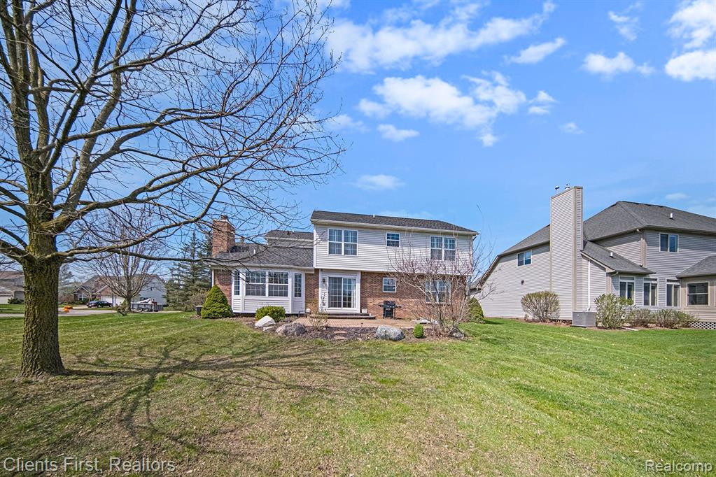 1402 AUSTON Lane, Chelsea, MI 48118 — Photo 35