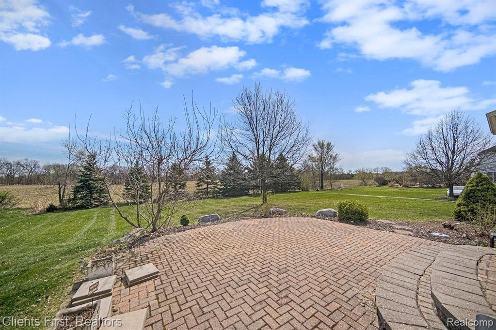 1402 AUSTON Lane, Chelsea, MI 48118 — Photo 36